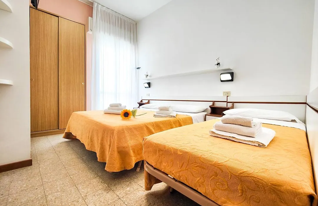 HOTEL LEA B&B Pensione Completa-1